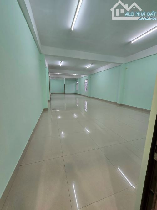 NHÀ MẶT TIỀN TÔN ĐỨC THẮNG – 314M² – 4 TẦNG – NGANG 7M – GIÁ 24 TỶ - 5