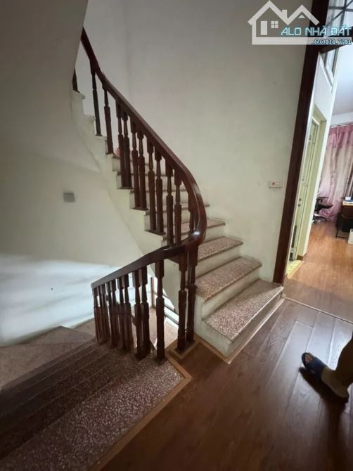 Bán nhà Phú Đô, dân xây, sát phố, 100m ra ĐL Thăng Long, DT: 52m, 5 tầng - 5