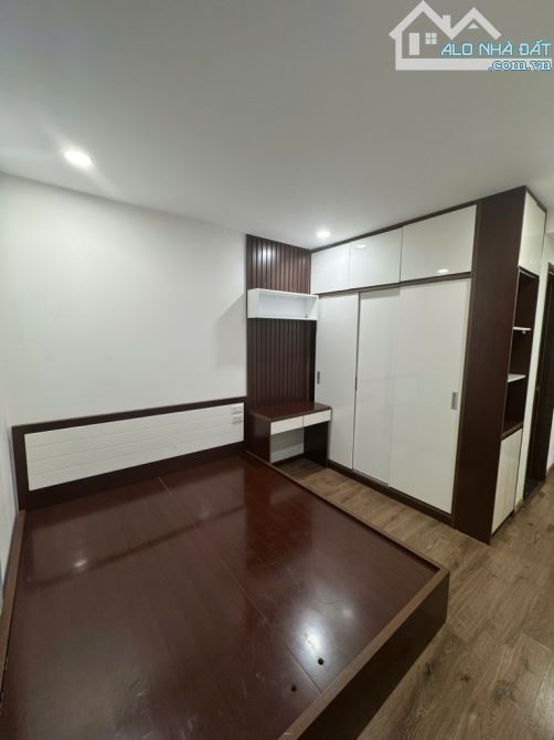 BÁN GẤP CC.Hateco. 65m. 2pn2vs.5,7 tỷ. Ban Công. Full nội thất đẳng cấp. Xuân Phương - 5
