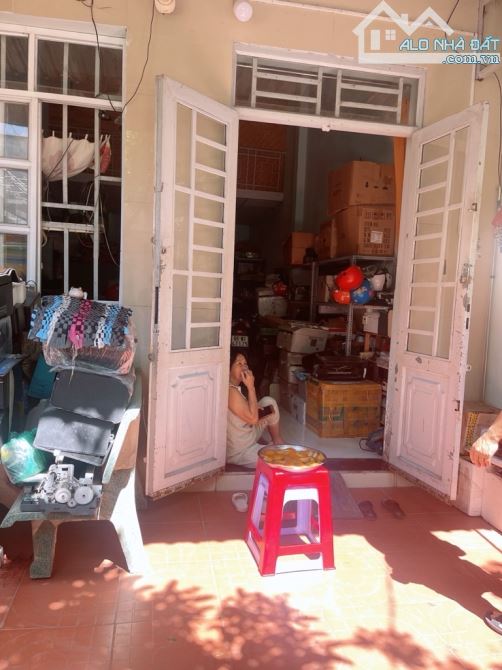 NHÀ 1 TRỆT 1 LỬNG – HẺM XE HƠI – GẦN UBND QUẬN – KINH DƯƠNG VƯƠNG – 55M² – CHỈ 5.8 TỶ - 5