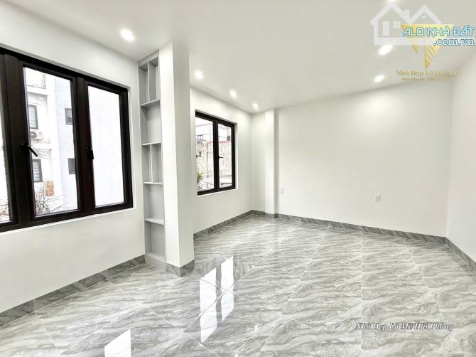 Bán Nhà Hồ Sen, Dư Hàng Kênh, Lê Chân . Giá 4,98 tỷ - 4 tầng -70m - 5