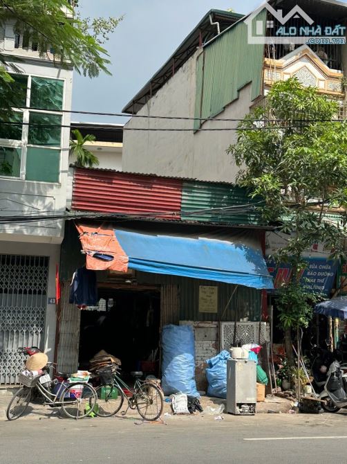 Bán nhà mặt phố Hạ Yên Quyết,Cầu Giấy diện tích 55m, Mặt tiền 5,3m.Giá đầu tư chỉ 20,5 tỷ - 5