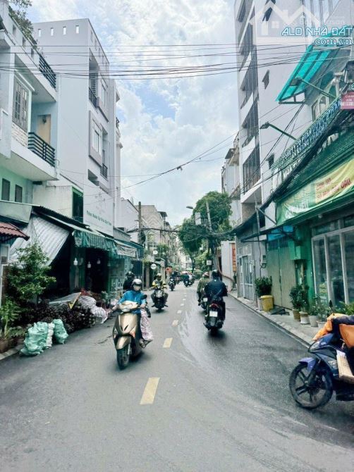 Mặt tiền kinh doanh khu Vip K300 - Thép Mới - P 12 - Tân Bình. DT 48 m2 - 3 lầu. 9,5 Tỷ. - 5