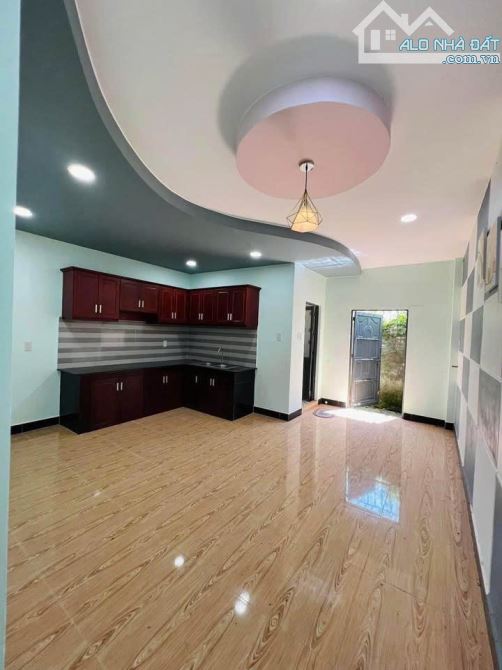 Cô 8 gửi bán căn nhà 1 triệt 1 lững. Gần chợ Thới Tứ- Hóc Môn giá 810tr.SHR - 5