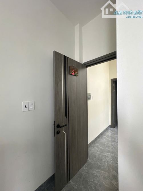 Nhà 1 Trệt 3 Lầu Đường Số 6 Long Bình Cạnh Vin, 4 Phòng Ngủ - 5