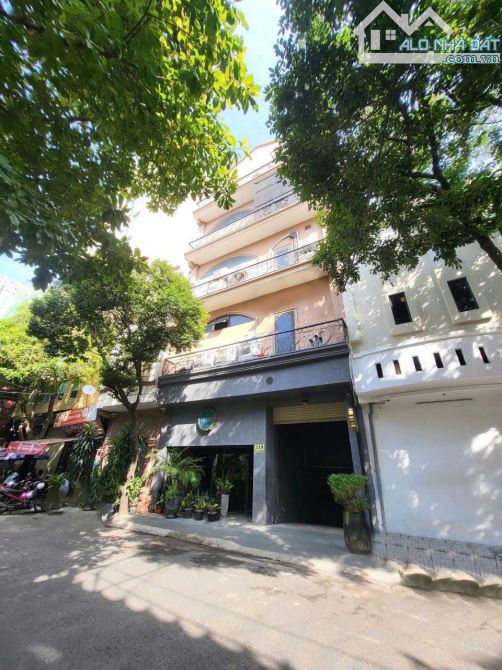 TÒA NHÀ 2 MẶT TIỀN TRƯỚC SAU ĐƯỜNG LỚN ĐC: 119 CỘNG HÒA, GẦN SIÊU THỊ LOTTE , HẺM SAU 8M - 2