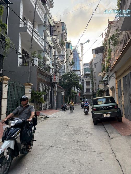 MẶT NGÕ THÔNG VĂN CHƯƠNG, VỈA HÈ, Ô TÔ TRÁNH ĐỖ, KD, 6T THANG MÁY, 3 THOÁNG MT6M, GARA