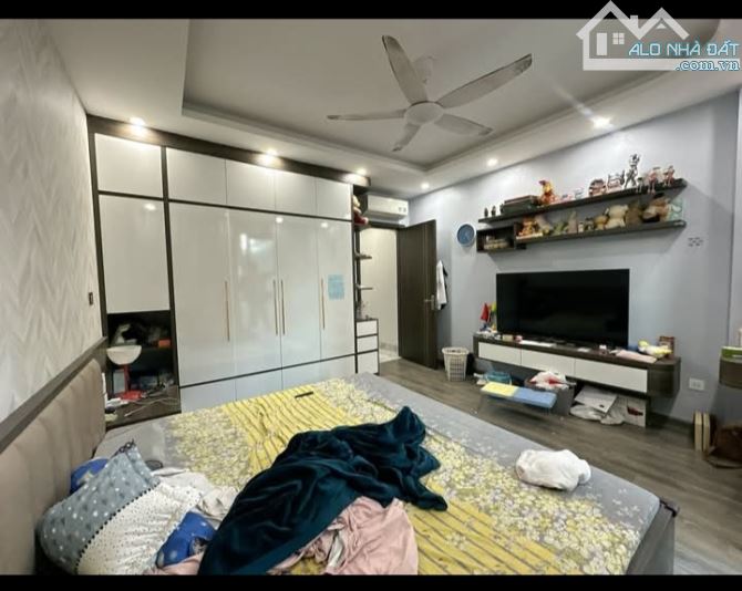 Cần bán nhà mặt phố Hoàng Mai 6tầng thang máy full nội thất. - 5
