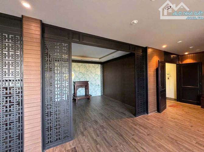 Bán Biệt Thự 4 tầng Nguyễn Đình Thi - Hoà Xuân - 6