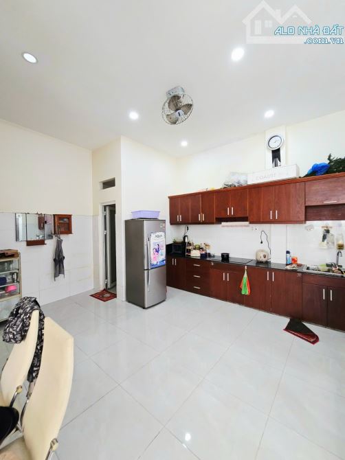 Bán nhà phố 83m² 3 tầng ô tô tới cửa – Bình Trưng Đông Thủ Đức – 6.7 tỷ - 6