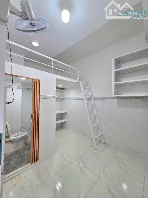 Nhà bán: đường Nguyễn Sơn. Q Tân Phú, DTSD 91m2. 4 tầng. Giá 12,6 tỷ - 6