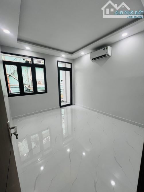 Bán Nhà 110m2 , 7 PN , chia 2 căn vừa ở vừa thuê 7tr/tháng , Huỳnh Tấn Phát , Quận 7 - 6