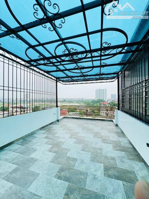 Nhà phố Nguyễn Văn Cừ, 1 nhà ra mặt phố ngõ rộng 4m mới tinh - 5