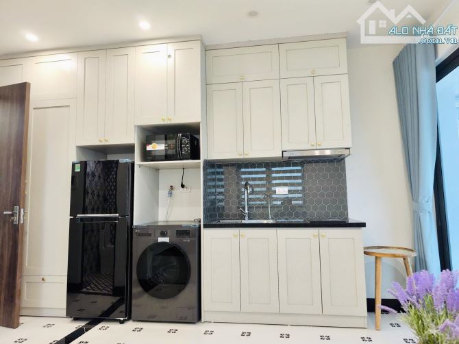 BÁN TÒA NHÀ CCMN ĐƯỜNG HOÀNG VĂN THÁI. 90M2 - 7 TẦNG. THANG MÁY. 12 PHÒNG. - 6