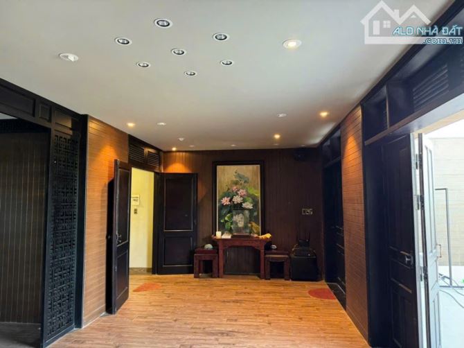 Bán Biệt Thự 4 tầng Nguyễn Đình Thi - Hoà Xuân - 7