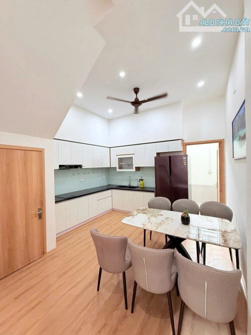 Bán nhà 3 tầng 64m² giá 8.55 tỷ – khu Bàu Hạc gần Nguyễn Hoàng, nhà đẹp, có chỗ đậu ô tô - 7
