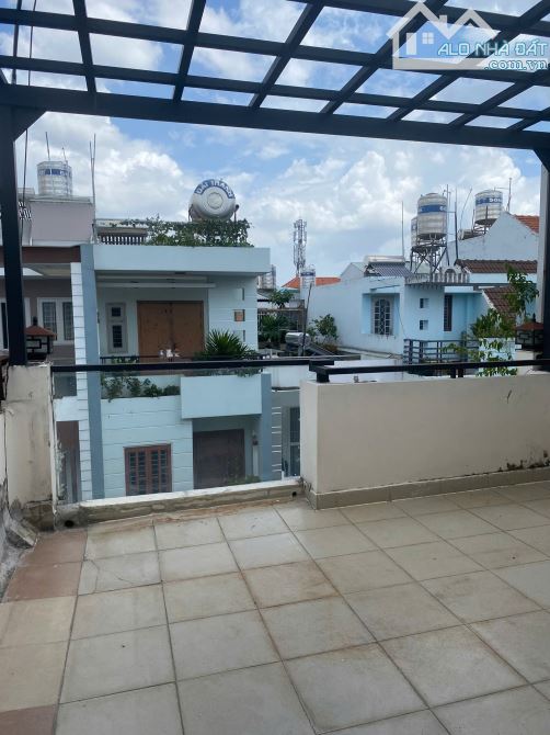Bán nhà (4x15m) Bình Thạnh sát trường ĐH Văn Lang - Đặng Thuỳ Trâm, 4tầng 5PN. Gía 10 tỷ - 7