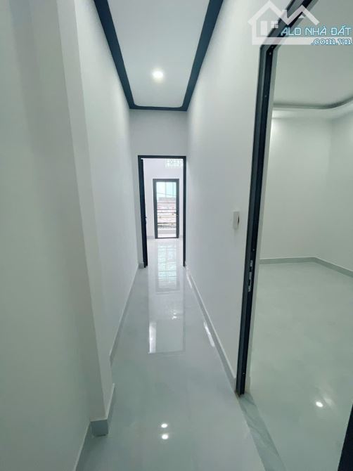 1/ Khu Lê Văn Quới, gần Bốn Xã, Q. Tân Phú, Q. 11. Nhà mới đẹp. 47m2, 2 tầng, hxh - 7