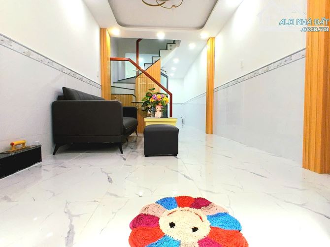 Bán nhà đẹp hẻm đường Nguyễn Trãi . DT 31m2 - 3 tầng - 6,3 tỷ - 7