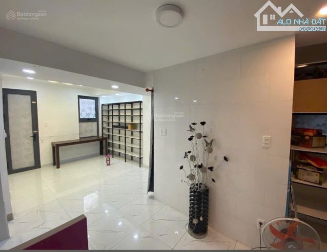 Bán CHDV 4 Tầng - Hẻm xe hơi thông - TN 7% / năm - sát Phạm Văn Đồng - Giá 13.x tỷ - 8