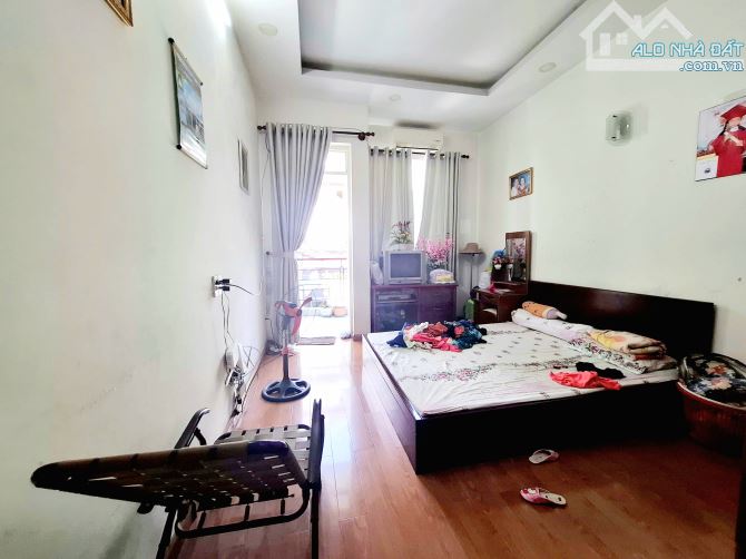 Bán Mặt Tiền Kinh Doanh Đỉnh Đường 8m Lý Thường Kiệt Tân Bình Giáp Q.10,66m2,4Tầng,10tỷ8 T - 8