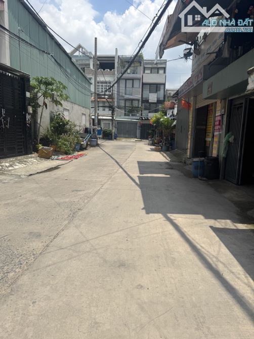 LÊ VĂN QUỚI - GẦN NGÃ TƯ BỐN XÃ - GIÁP TÂN PHÚ - 88M2- HXH - 4 TẦNG BTCT - NHỈNH 7 TỶ - 8