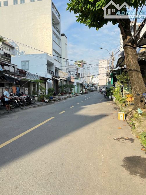 HOT - Siêu Phẩm Mặt Tiền Cách Mạng Ngang 4M3 - 3 tầng - Nhỉnh 9 Tỷ - Trung Tâm Tân Thành - 9