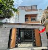 GIẢM SỐC 500 TRIỆU NHÀ 3 TẦNG GIÁP Q11 - 100M2 - 3PN 3WC SÂN THƯỢNG - CHỈ 10.4 TỶ