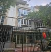 Bán nhà mặt phố Xuân Phương 98 m2, MT 5m; Giá 31 tỷ; LH Phú Trần