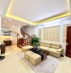 Bán nhà phố pháo Đài Láng . Dân xây . Giá nhỉnh 8 tỷ , diện tích 35M . Giá đẹp