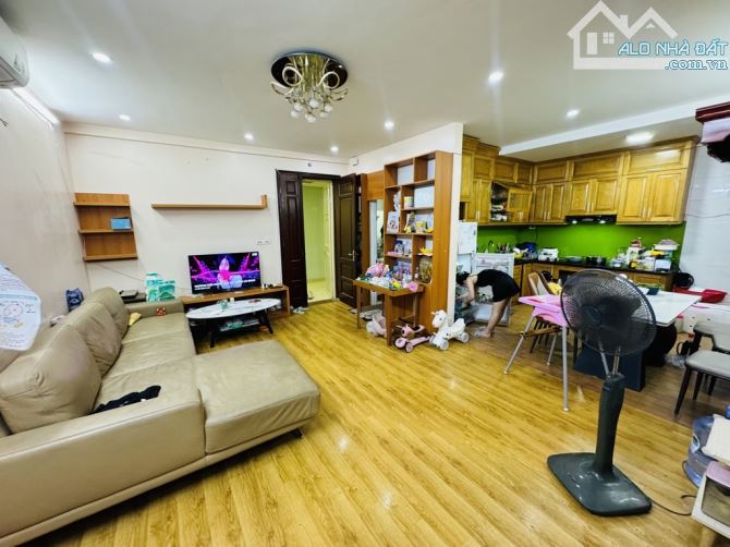 LÔ GÓC.87m.3n2vs.6,45 tỷ. Ban công. Full nội thất. KĐT Thành Phố GL. Phạm Văn Đồng - 1