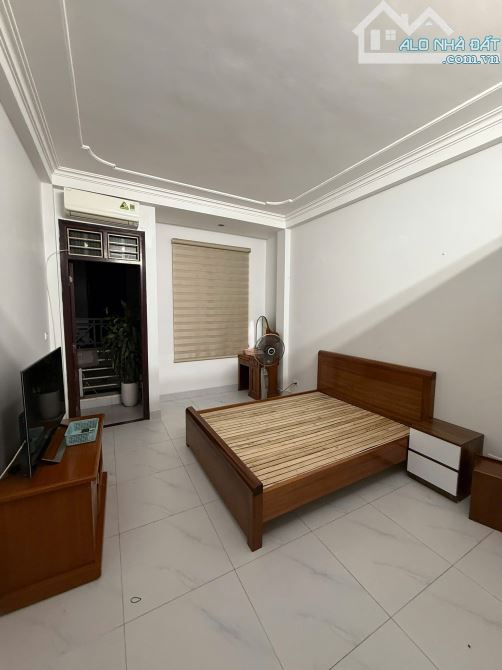 Cho thuê nhà ở Đội Nhân, Vĩnh Phúc, Ba Đình. DT 35m x 5 tầng, giá 17tr - 1