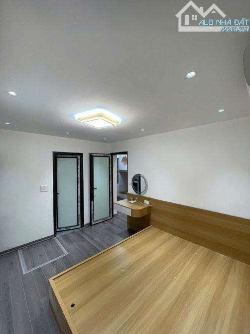 BÁN TẬP THỂ VIP – NHÀ B TRẠI GĂNG, 237 BẠCH MAI, HAI BÀ TRƯNG. 65M2 – 2PN: .2,85 TỶ