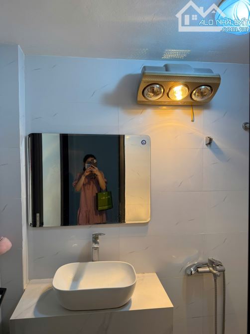 Cho thuê nhà ở Đội Nhân, Vĩnh Phúc, Ba Đình. DT 35m x 5 tầng, giá 17tr - 3