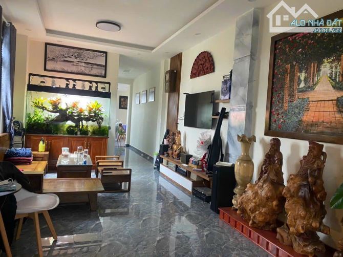 Bán Nhà Phố Đẹp Đường Thông Thiên Học, P.02, Đà Lạt – Vị Trí Trung Tâm, Thiết Kế Hiện Đại - 4
