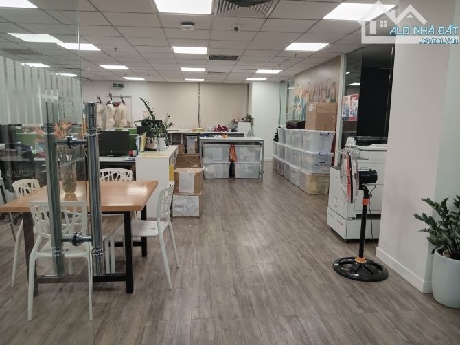 Bán Toà Nhà Mặt Phố Bà Triệu, Hai Bà Trưng, DT 395m2 + 12 Tầng + MT 18m - 398 Tỷ TL