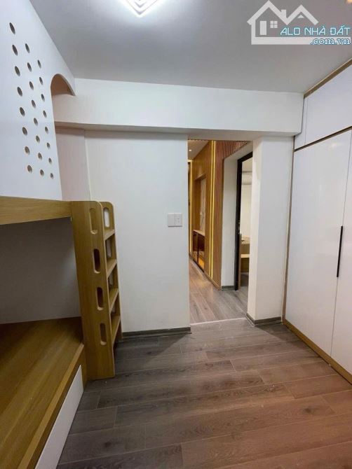 BÁN TẬP THỂ VIP – NHÀ B TRẠI GĂNG, 237 BẠCH MAI, HAI BÀ TRƯNG. 65M2 – 2PN: .2,85 TỶ