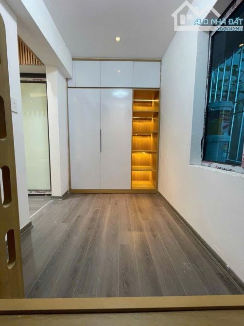 BÁN TẬP THỂ VIP – NHÀ B TRẠI GĂNG, 237 BẠCH MAI, HAI BÀ TRƯNG. 65M2 – 2PN: .2,85 TỶ