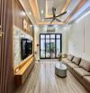 NHÀ ĐẸP DÂN XÂY, Ở NGAY, DT 105M CHỈ 31 TỶ PHỐ TRUNG KÍNH, SÁT PHỐ, GARA Ô TÔ, 2 THOÁNG.