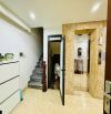 KHƯƠNG ĐÌNH - PHÂN LÔ - 6 TẦNG THANG MÁY - MỚI KENG - LÔ GÓC - GẦN PHỐ.