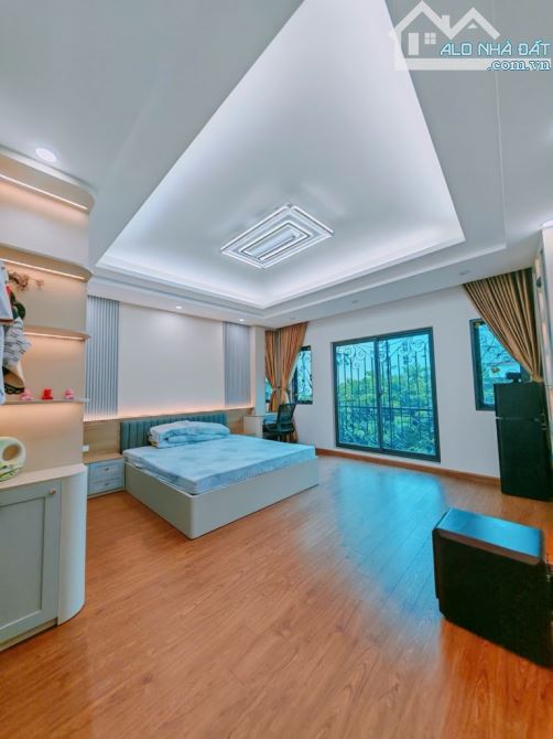 Hiếm, Nhà Đẹp Mai Dịch 38m x 6T, Ngõ Thông, Ô Tô, KD, NT Đẹp Ở Ngay, 11,8 tỷ