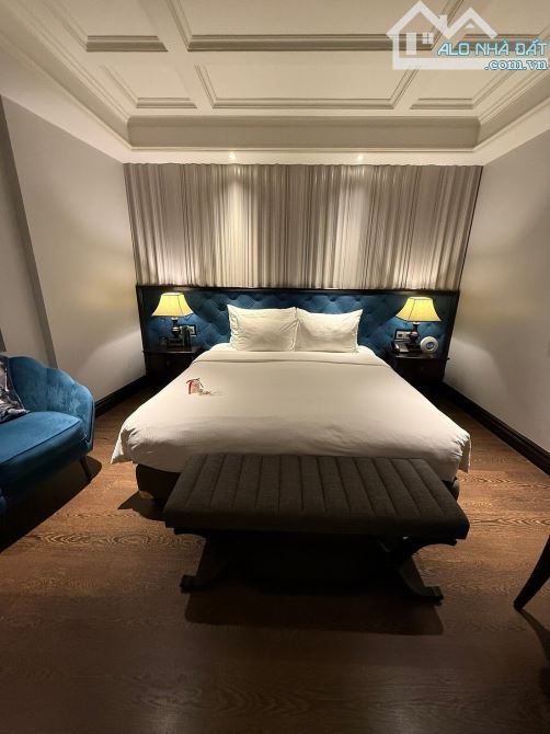 Khách sạn MP Hàng Điếu - 300m ra Hồ Gươm- 180m2x12 tầng - MT 7,3m - 375 tỷ - DT 2,3 tỷ/th