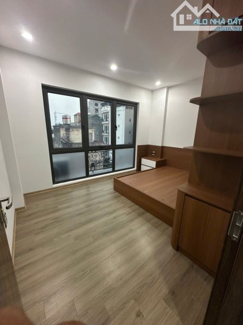 BÁN NHÀ 6TẦNG*50M THANG MÁY GIÁP NHỊ QUẬN UỶ HOÀNG MAI ÔTÔ NỘI THẤT ĐỈNH CHÓP