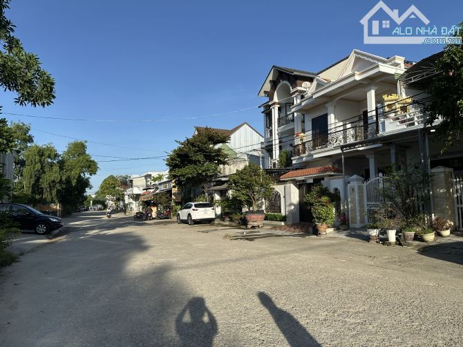 BÁN ĐẤT NGỌC ANH GIÁ RẺ CẠNH PHẠM VĂN ĐỒNG - 2