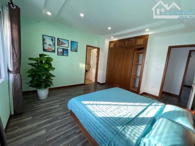 SIÊU PHẨM VIEW HỒ TÂY - 140M2 – 9 TẦNG 3 MẶT THOÁNG – DOANH THU 2 TỶ/NĂM