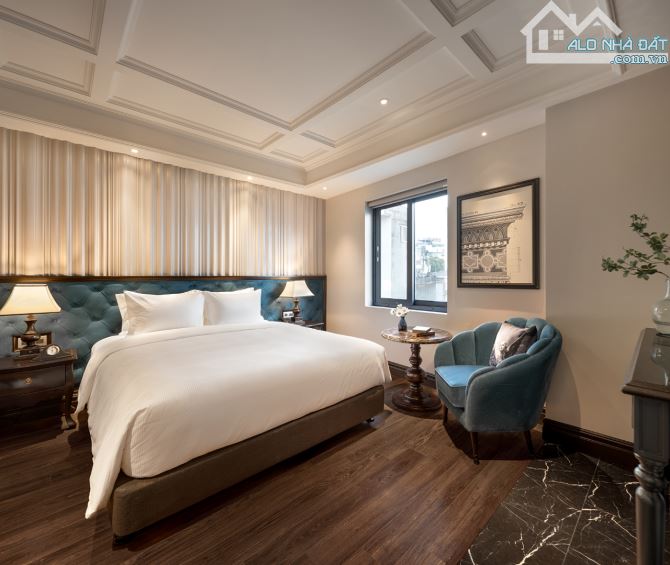 Khách sạn MP Hàng Điếu - 300m ra Hồ Gươm- 180m2x12 tầng - MT 7,3m - 375 tỷ - DT 2,3 tỷ/th