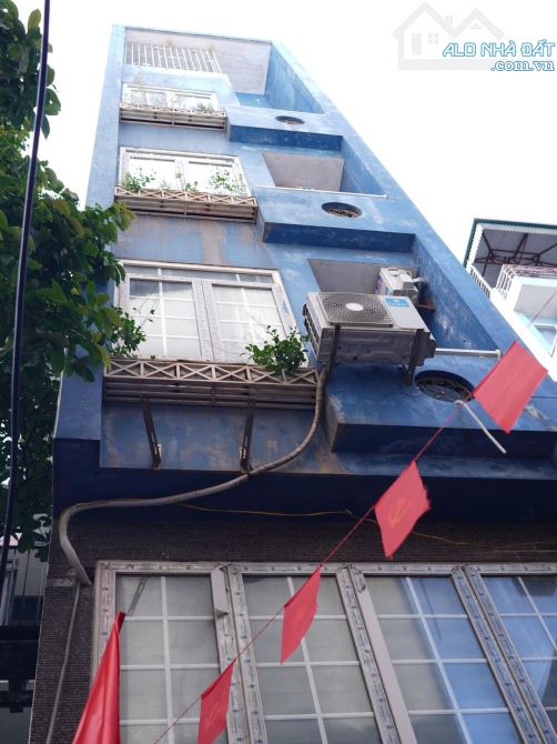 Siêu phẩm Vương Thừa Vũ 103m2 4 tầng Gara ô tô giá 20 tỷ