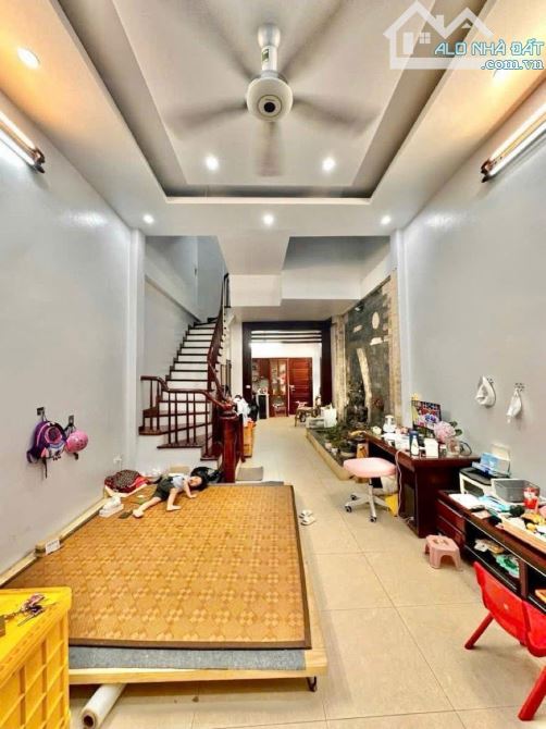 Gốc Đề - Nhà dân xây, ngõ nông - 65m*4T - 13.95 Tỷ - Giá tốt