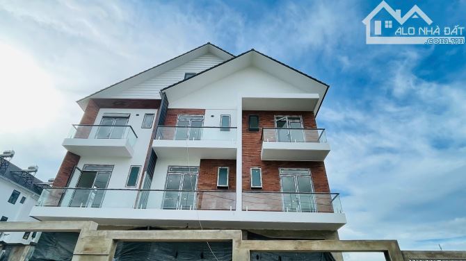 🏡 Bán Nhà Phố Mới Đẹp Nguyễn Hữu Cầu , Giá 4 tỷ 200 triệu