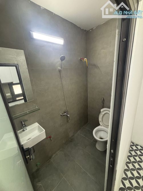 BÁN GẤP TẬP THỂ VIP – TẦNG 2, NHÀ E PHƯƠNG MAI, ĐỐNG ĐA. 80M2 – 3PN. 4,29 TỶ